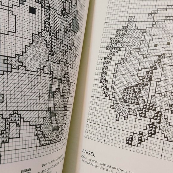 A Teddy Bear Holiday Cross Stitch Sewing Book 1982 - Picture 11 of 12